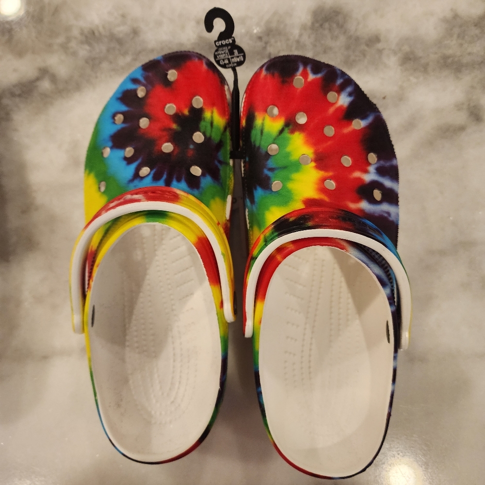 Nwt mens 10 women's 12 tie dye crocs